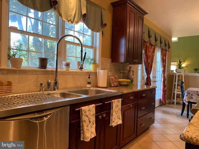 163 SHARON STATION, Robbinsville, NJ 08691