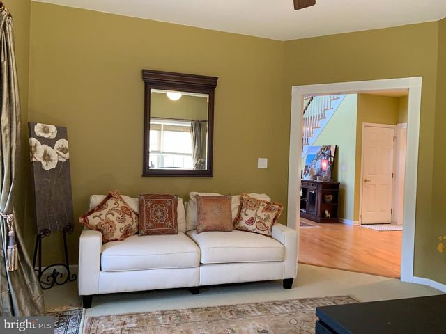 163 SHARON STATION, Robbinsville, NJ 08691