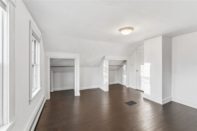 26 Glen Street, East Providence, RI 02915