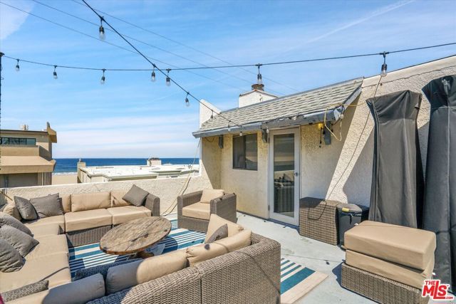 14 Mast Street, Marina Del Rey, CA 90292