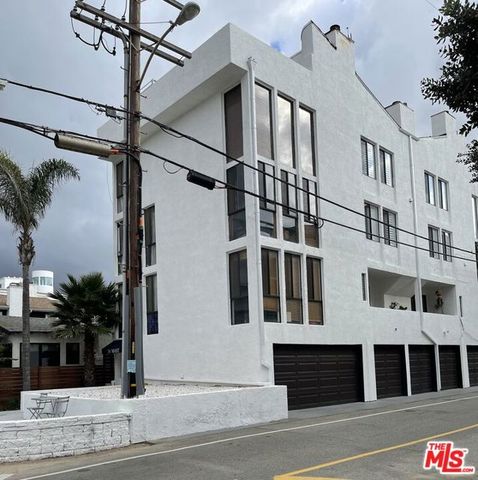 14 Mast Street, Marina Del Rey, CA 90292