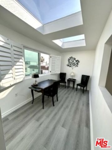 14 Mast Street, Marina Del Rey, CA 90292
