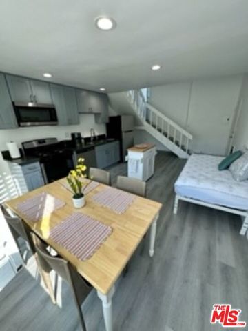 14 Mast Street, Marina Del Rey, CA 90292