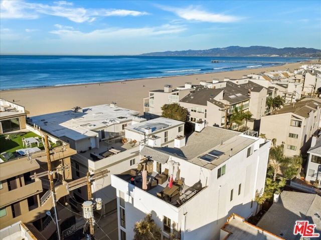 14 Mast Street, Marina Del Rey, CA 90292