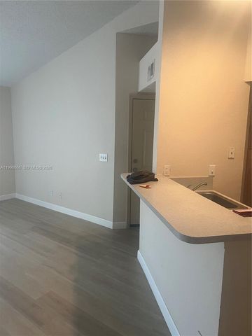 565 Vista Isles Dr 2024, Sunrise, FL 33325