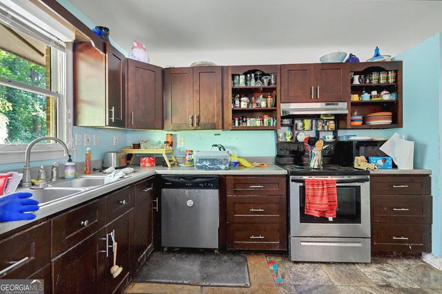 2959 Bobolink Drive, Rex, GA 30273