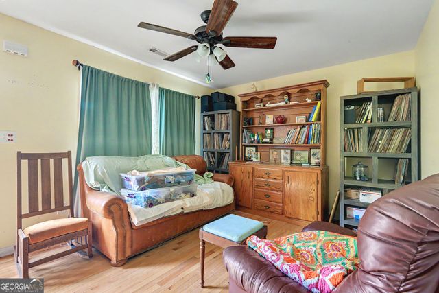 2959 Bobolink Drive, Rex, GA 30273