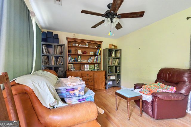 2959 Bobolink Drive, Rex, GA 30273