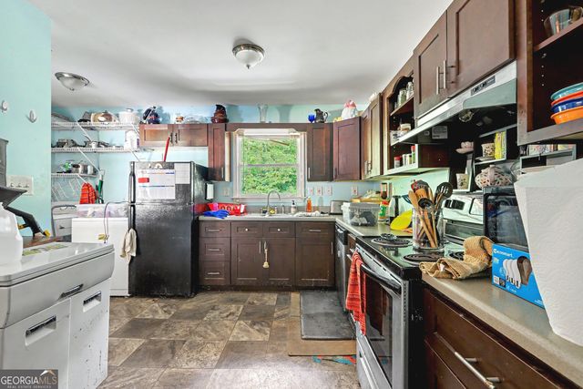 2959 Bobolink Drive, Rex, GA 30273