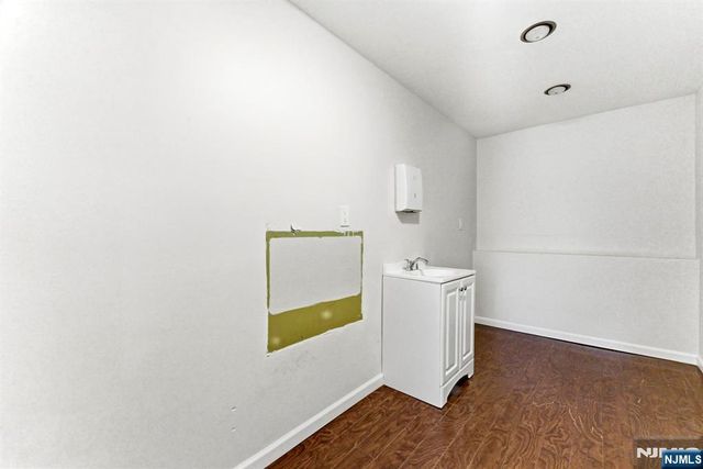 735 Linwood Avenue, Ridgewood, NJ 07450