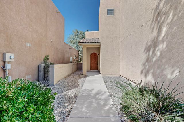 11735 Terra Bella Lane SE, Albuquerque, NM 87123
