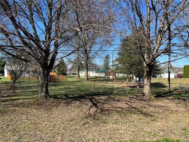 142 Essex Road, Mansfield, OH 44904