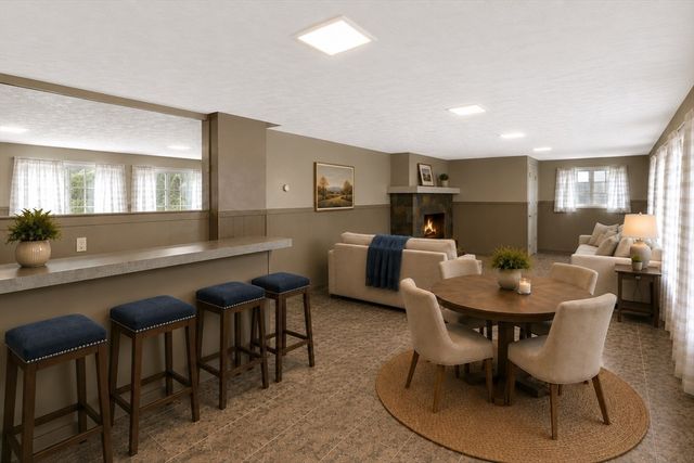 124 Watuppa Ave, Somerset, MA 02726