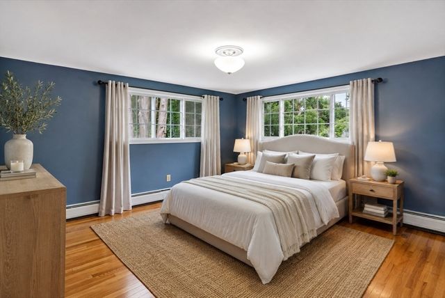 124 Watuppa Ave, Somerset, MA 02726