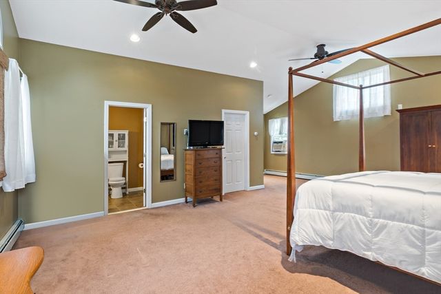 124 Watuppa Ave, Somerset, MA 02726