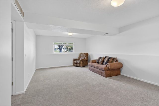 4317 Saturn Drive, Dorr, MI 49323
