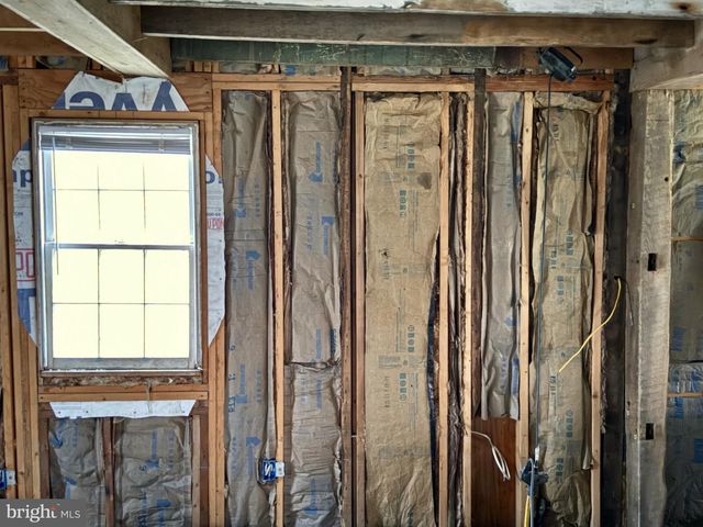 37611 HUGHESVILLE RD, Purcellville, VA 20132