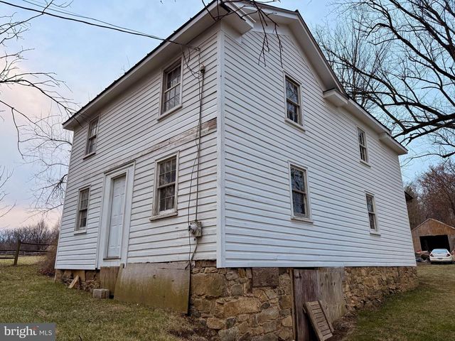 37611 HUGHESVILLE RD, Purcellville, VA 20132