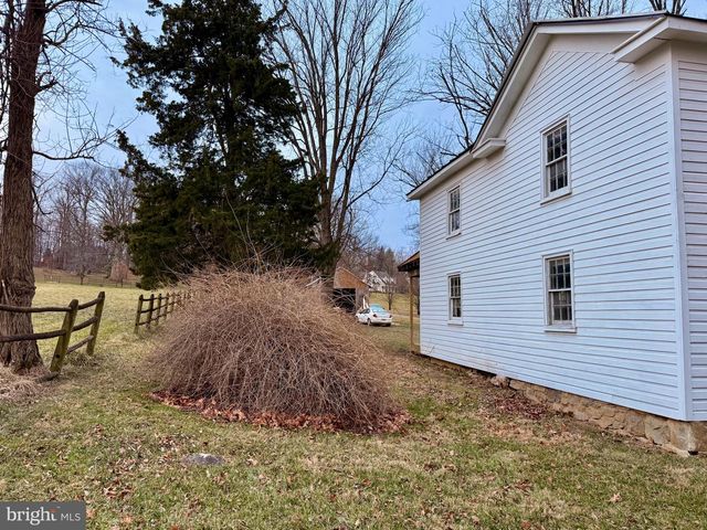 37611 HUGHESVILLE RD, Purcellville, VA 20132