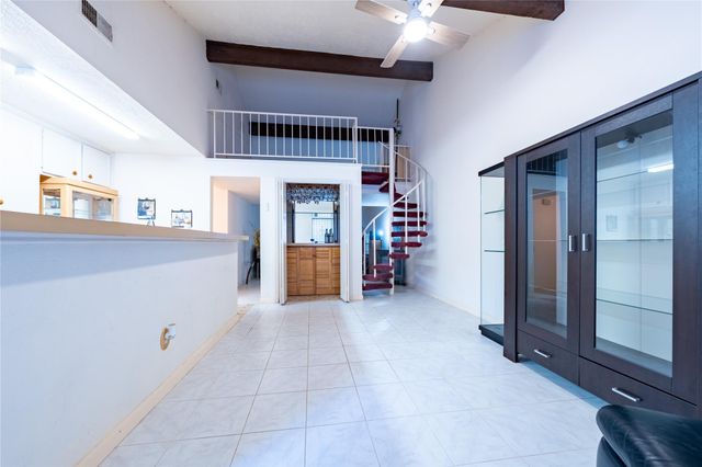 9168 Wilcrest Drive 9168, Houston, TX 77099