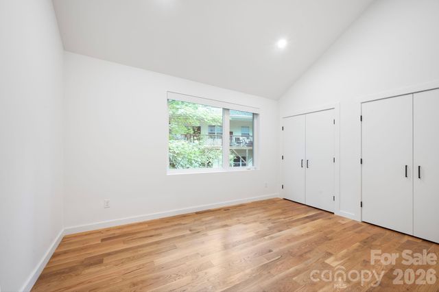 190 Rumbough Place, Asheville, NC 28806