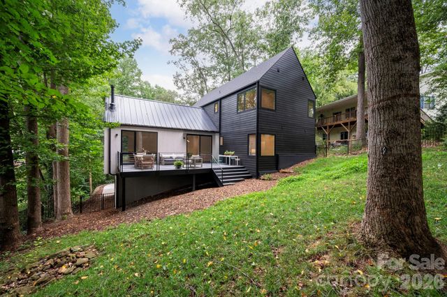 190 Rumbough Place, Asheville, NC 28806