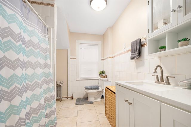 286 California Ave, Providence, RI 02905