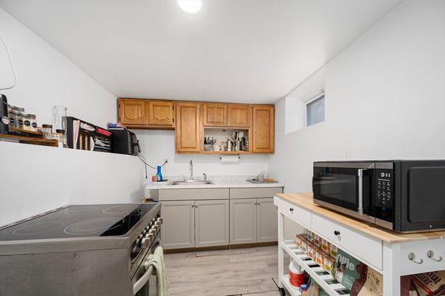 286 California Ave, Providence, RI 02905