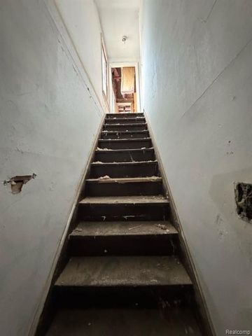 19552 Pelkey Street, Detroit, MI 48205