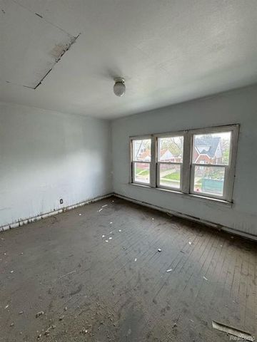 19552 Pelkey Street, Detroit, MI 48205