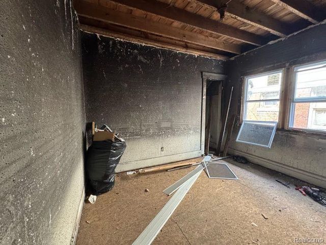 19552 Pelkey Street, Detroit, MI 48205