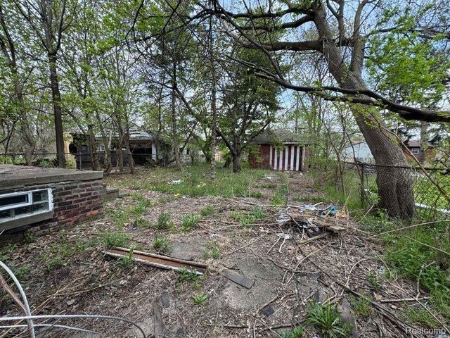 19552 Pelkey Street, Detroit, MI 48205