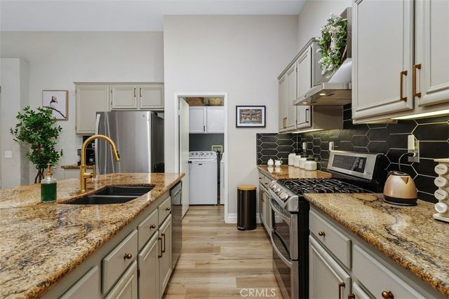 25346 Robinson Creek Lane, Menifee, CA 92584