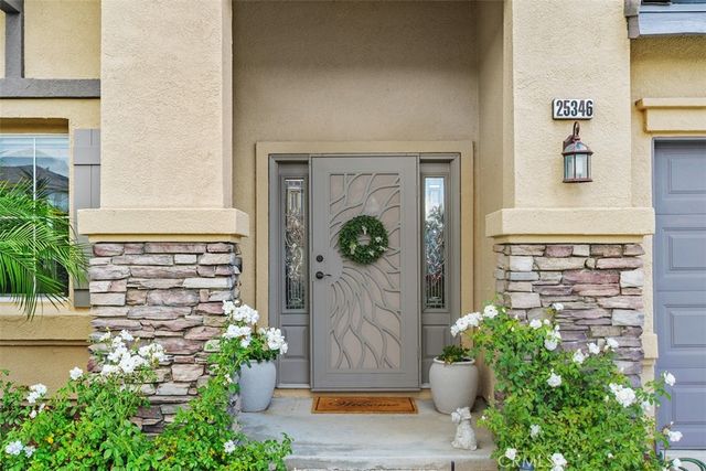 25346 Robinson Creek Lane, Menifee, CA 92584