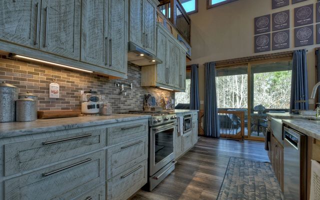 62 Ford Road, Blue Ridge, GA 30513