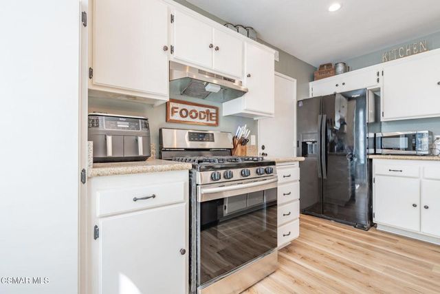 5384 Rainwood Street 90, Simi Valley, CA 93063