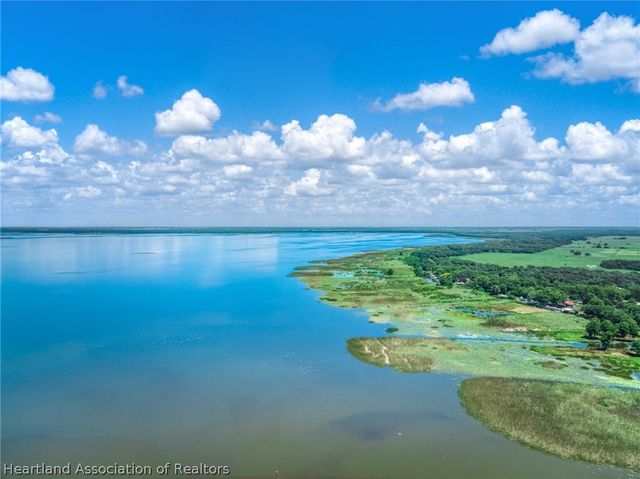 841 Racoon Lane, Lorida, FL 33857