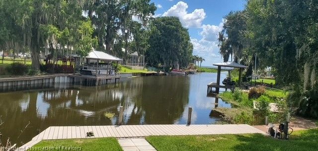 841 Racoon Lane, Lorida, FL 33857