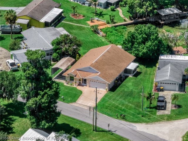 841 Racoon Lane, Lorida, FL 33857