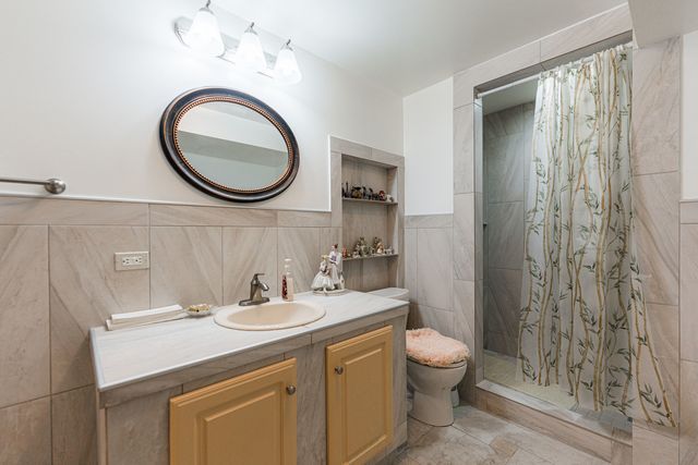 731 Slate Run, Elgin, IL 60124