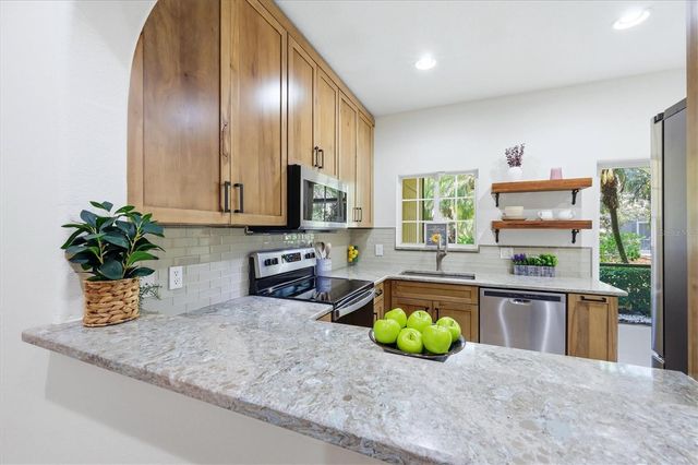 329 CAPE HARBOUR LOOP 103, Bradenton, FL 34212
