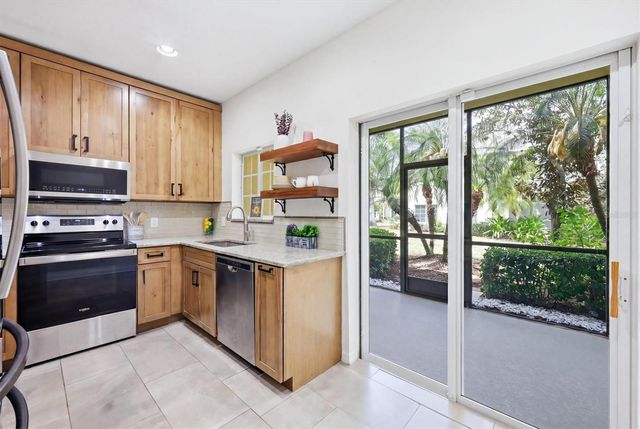 329 CAPE HARBOUR LOOP 103, Bradenton, FL 34212