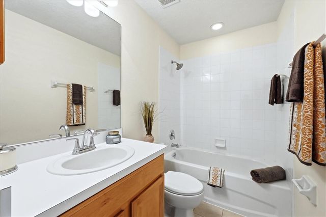 329 CAPE HARBOUR LOOP 103, Bradenton, FL 34212