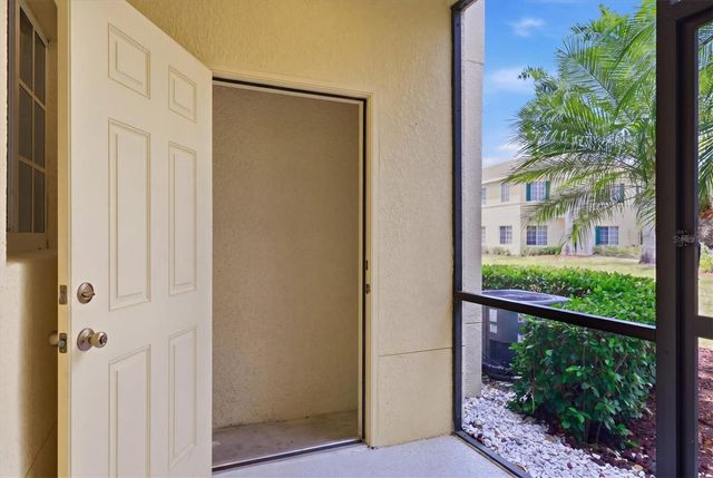 329 CAPE HARBOUR LOOP 103, Bradenton, FL 34212