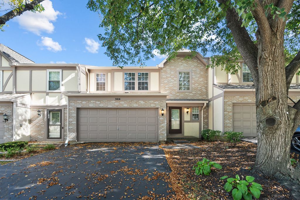 1404 W Sapphire Drive, Hoffman Estates, IL 60192