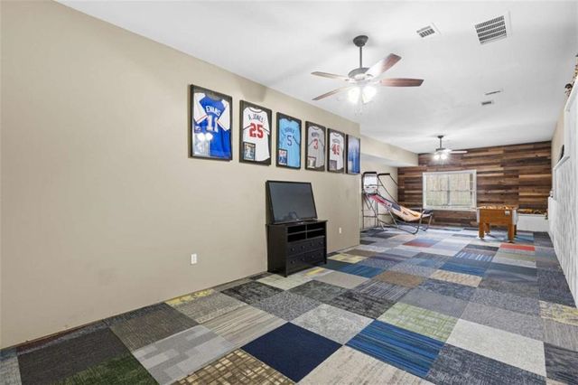 8399 E Carroll Road, Whitesburg, GA 30185