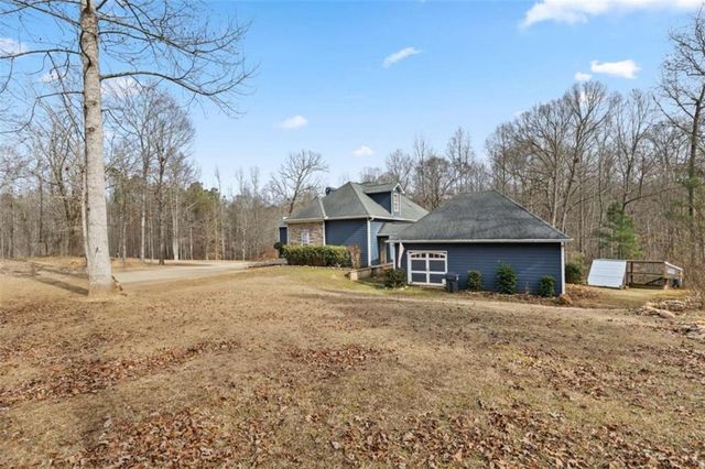 8399 E Carroll Road, Whitesburg, GA 30185
