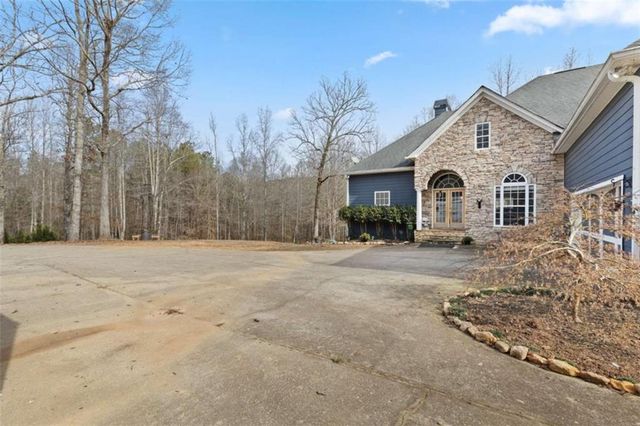 8399 E Carroll Road, Whitesburg, GA 30185
