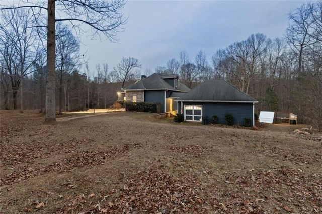 8399 E Carroll Road, Whitesburg, GA 30185