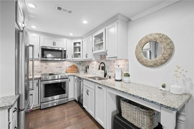 404 Greyfield Drive, Canton, GA 30115